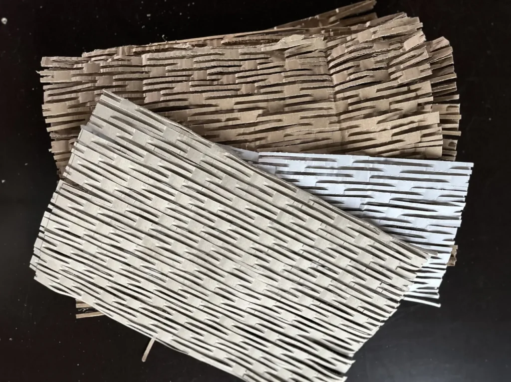 Wabenshredder_Altkarton_quer